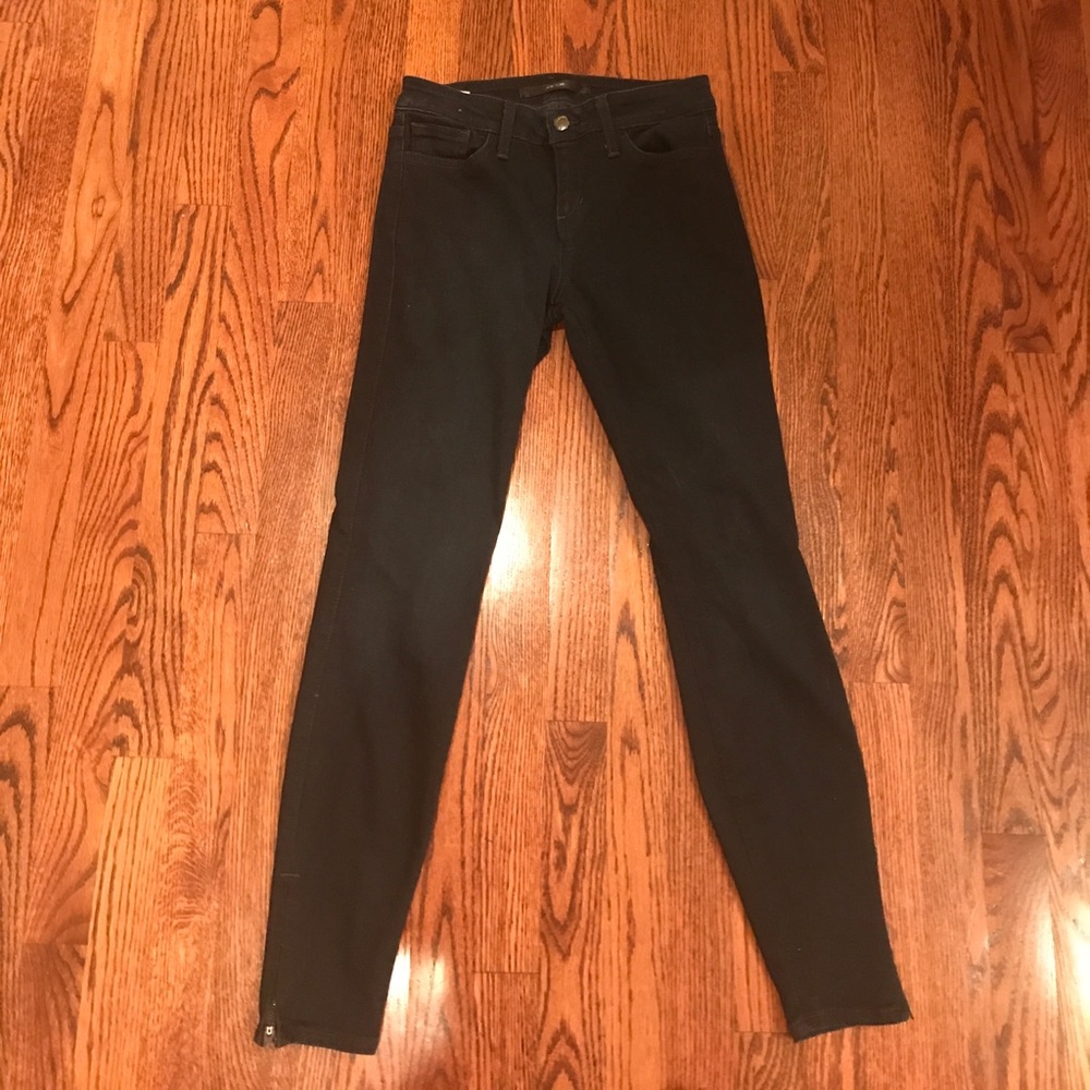 Dark blue joes skinny jeans with zippers on bottom
