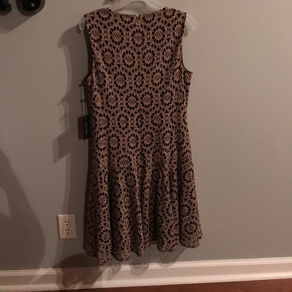 Tommy Hilfiger lace sleeveless dress. - Picture 3 of 6