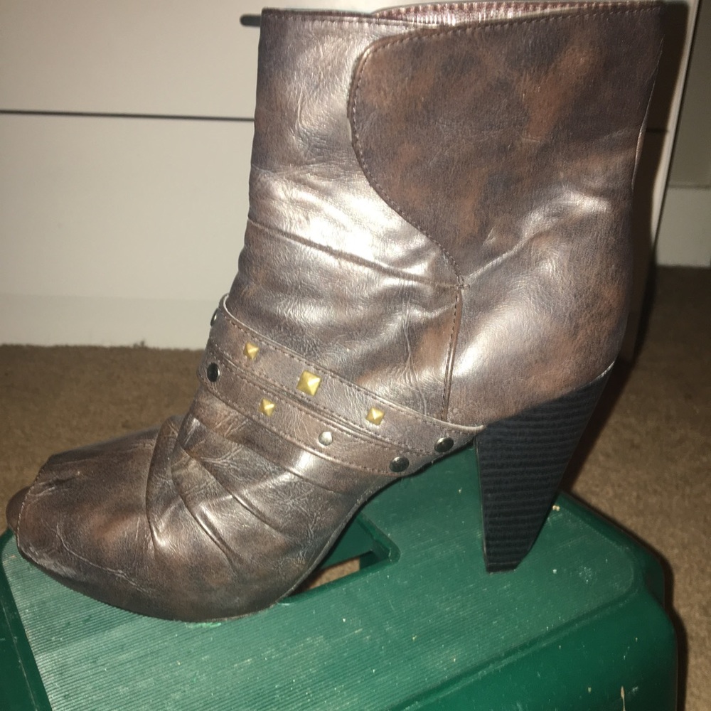 Open toe booties