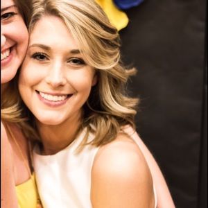 Meet your Posher, Haley