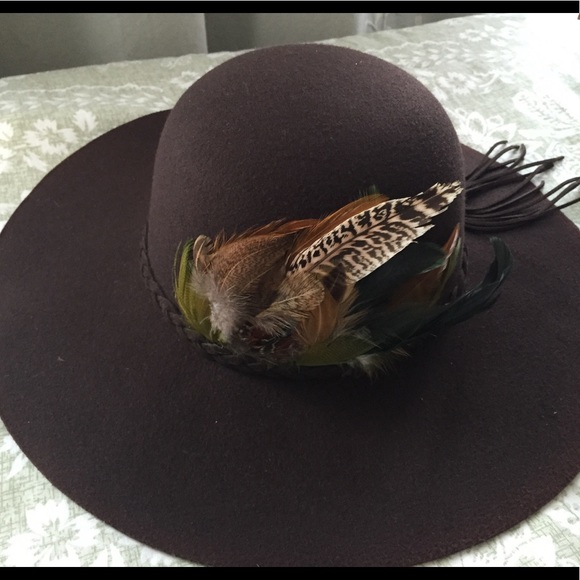 Boho Gypsy Feather Brim Hat - Picture 4 of 5