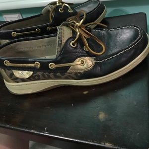 Sperrys