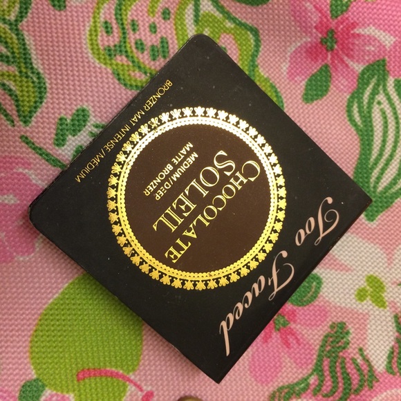 Too Faced | Chocolate Soleil Bronzer NEW - Picture 3 of 5