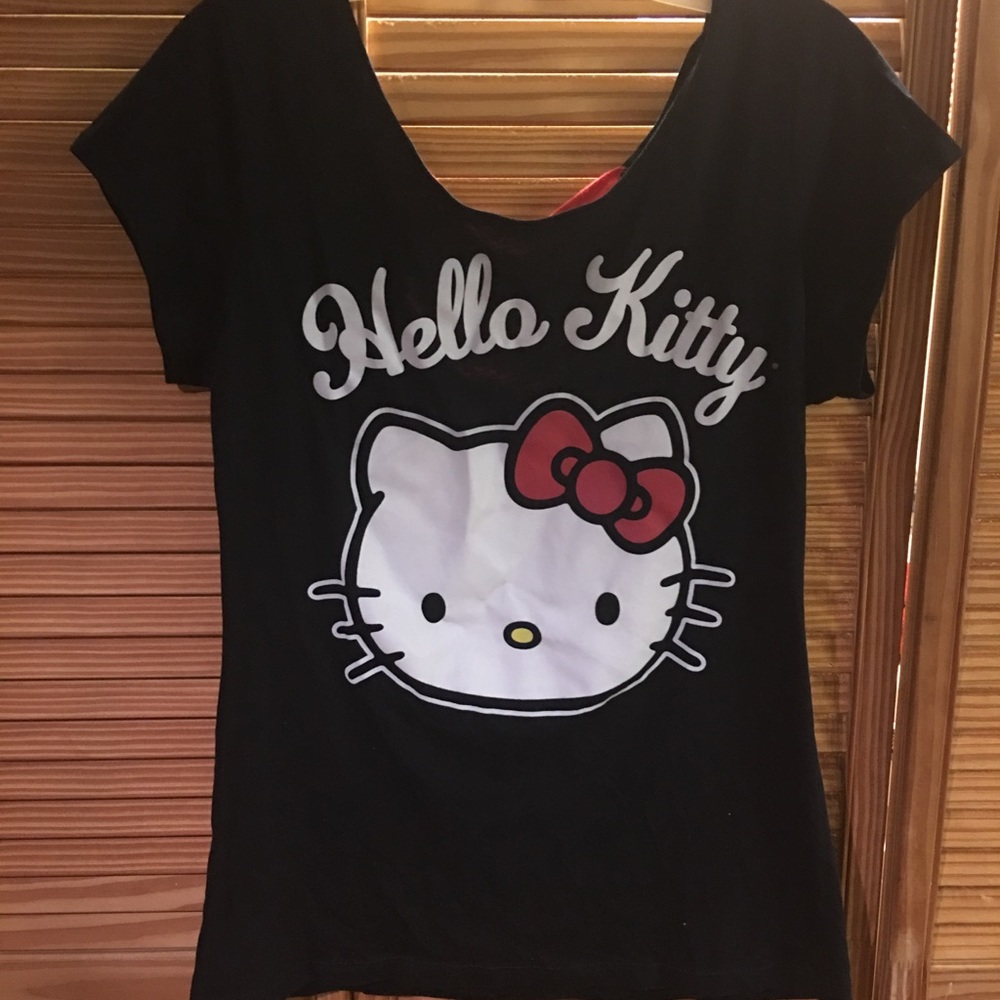 Hello kitty open back t-shirt