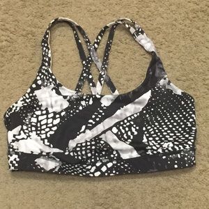 Lululemon energy bra 8