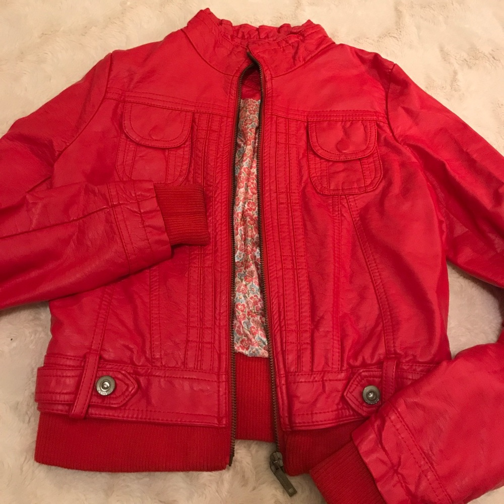 ❤️LOVELY RED LEATHER JACKET