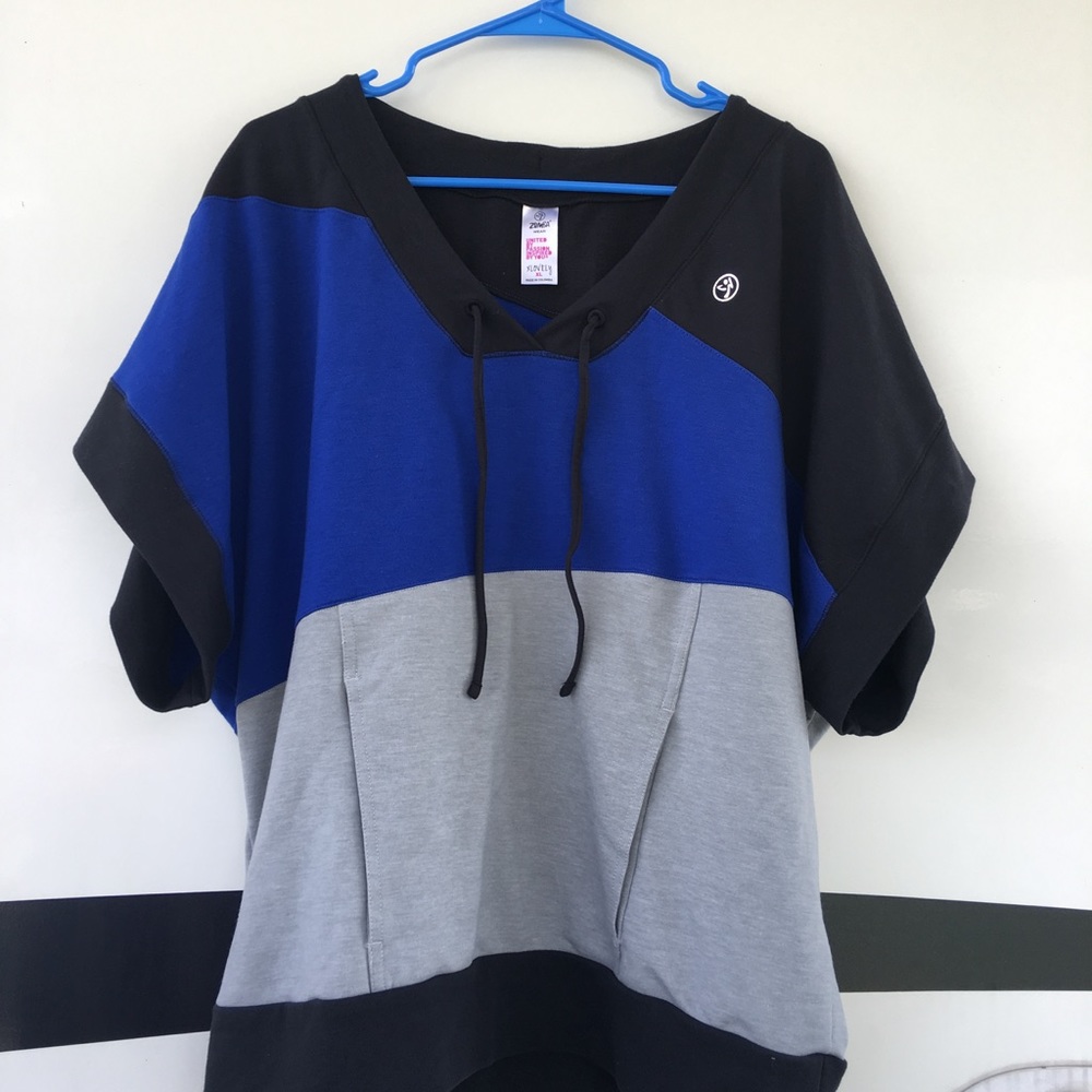 Zumba women size XL sweater