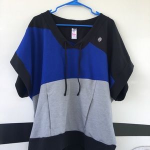 Zumba women size XL sweater