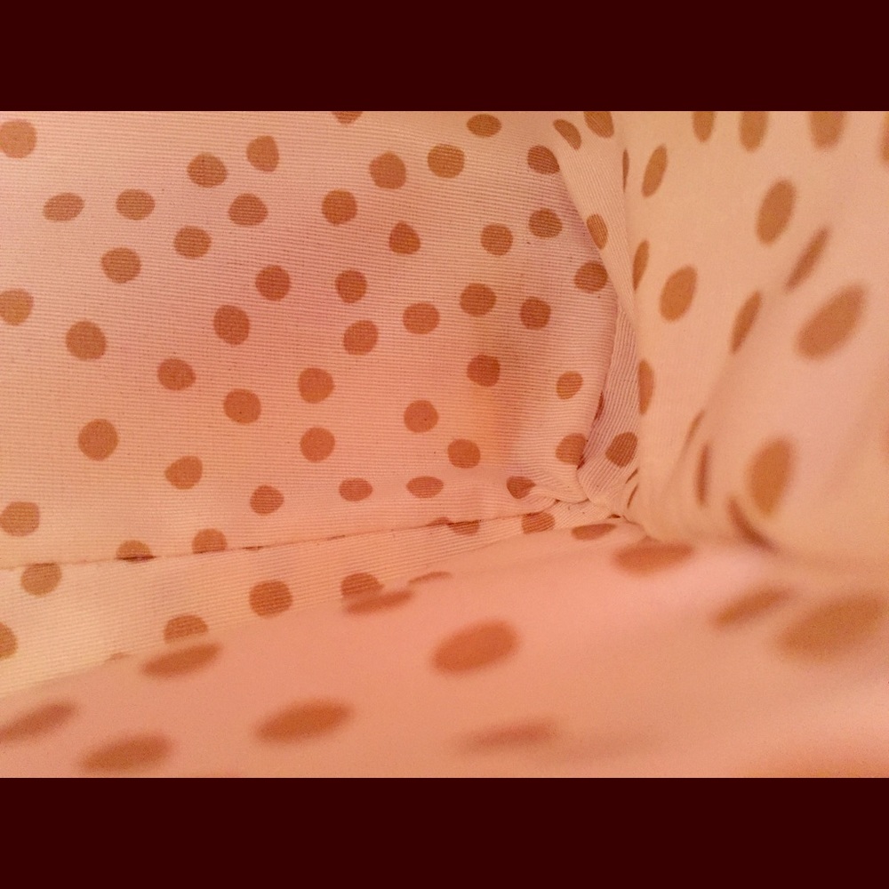 ADDITIONAL PHOTOS OF WELLESLEY QUINN