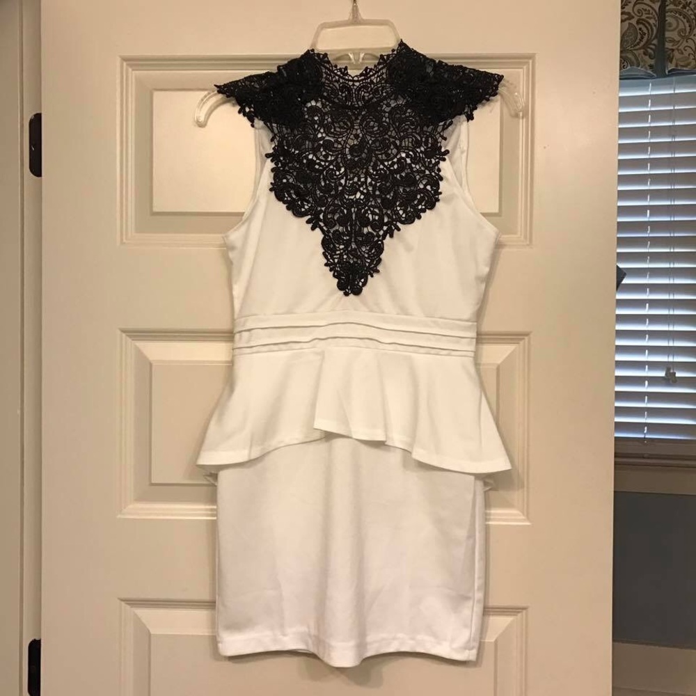 NWT peplum black white lace cocktail dress sz s/m