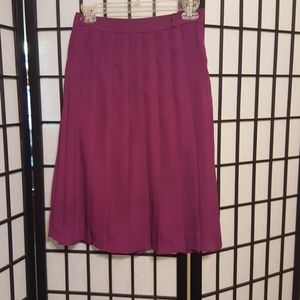 Fuchsia pleated skirt