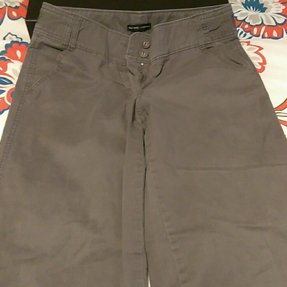 Women's Pants/Trousers - Picture 2 of 3