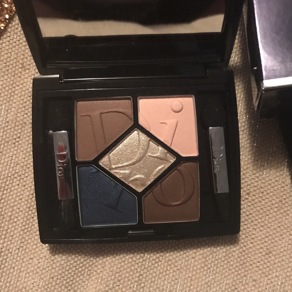 Dior Cosmopolite Eyeshadow Palette - Picture 2 of 3