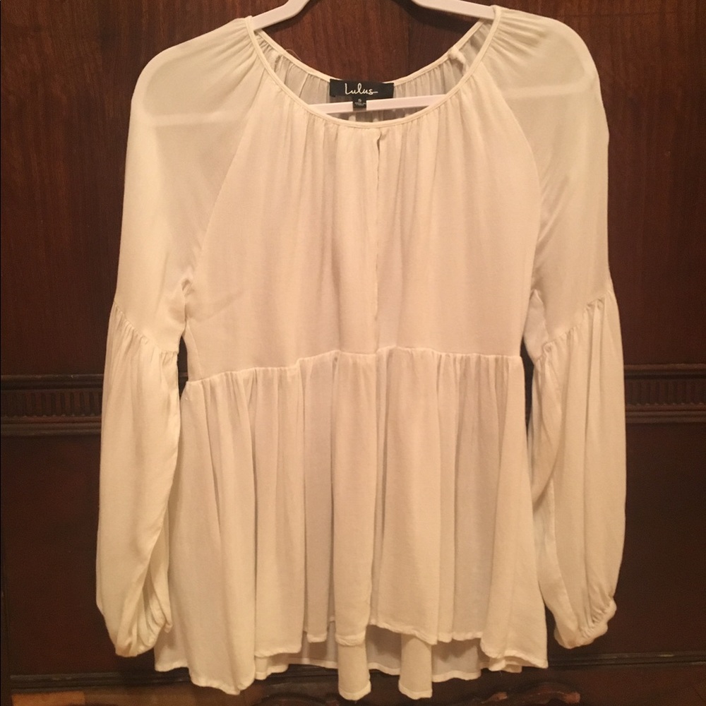 Women's Lulu's white blouse