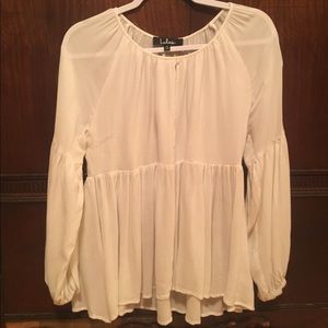 Women's Lulu's white blouse