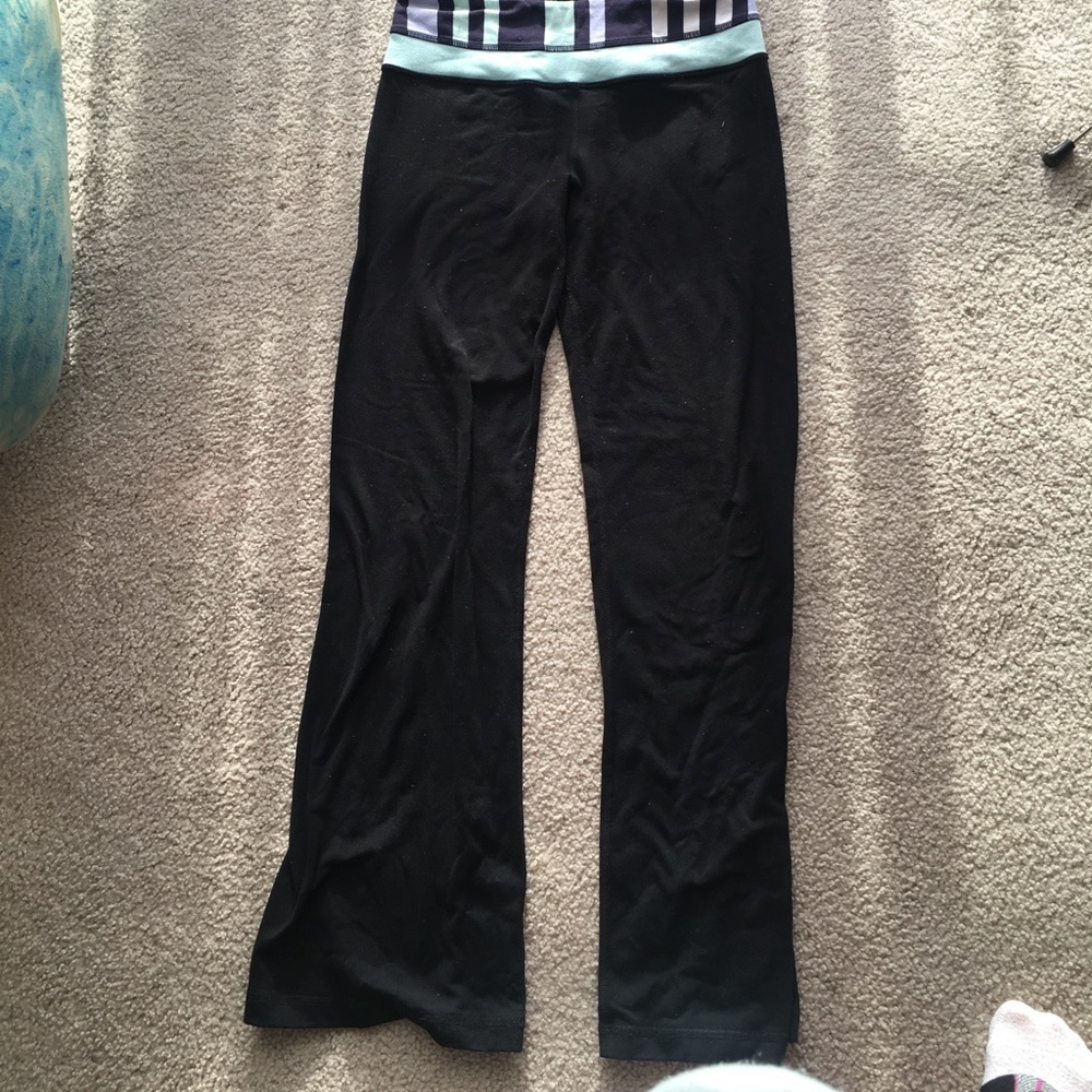 Flared Lululemon leggings