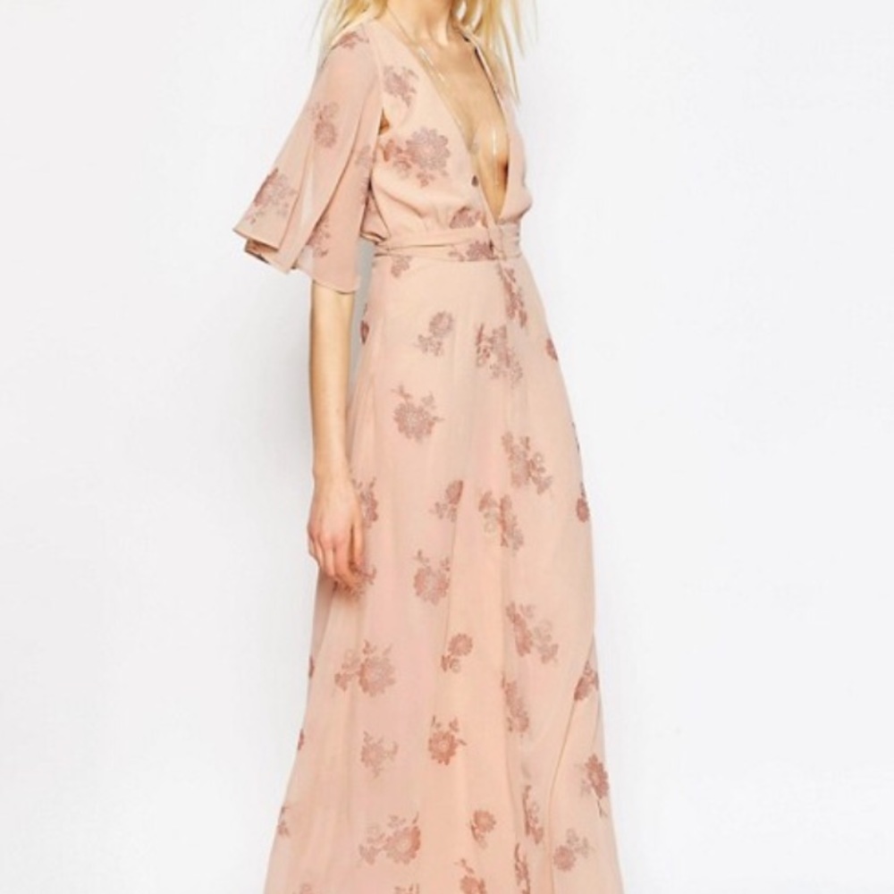 Flutter Sleeve Maxi Dress