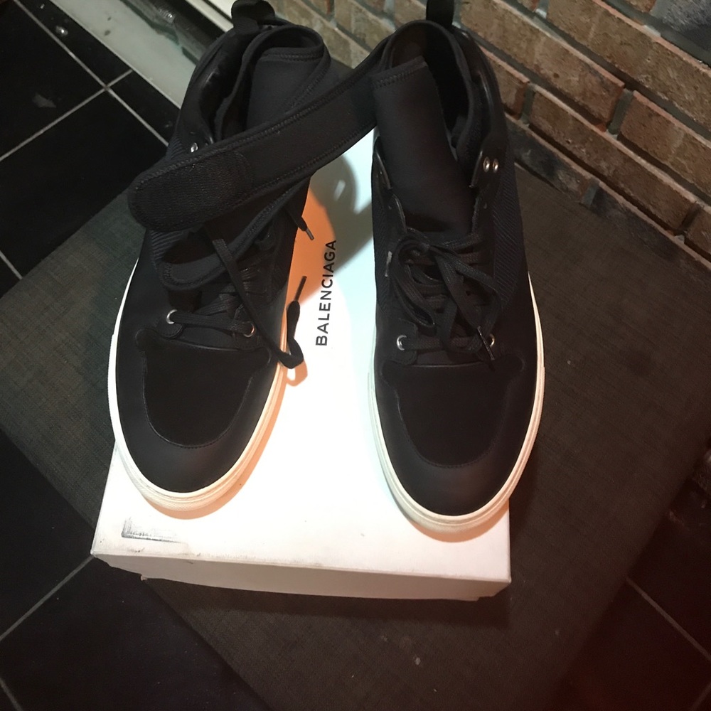 Authentic Balenciaga high top sneakers