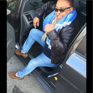 Meet your Posher, Mireille