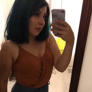 Meet your Posher, Christina