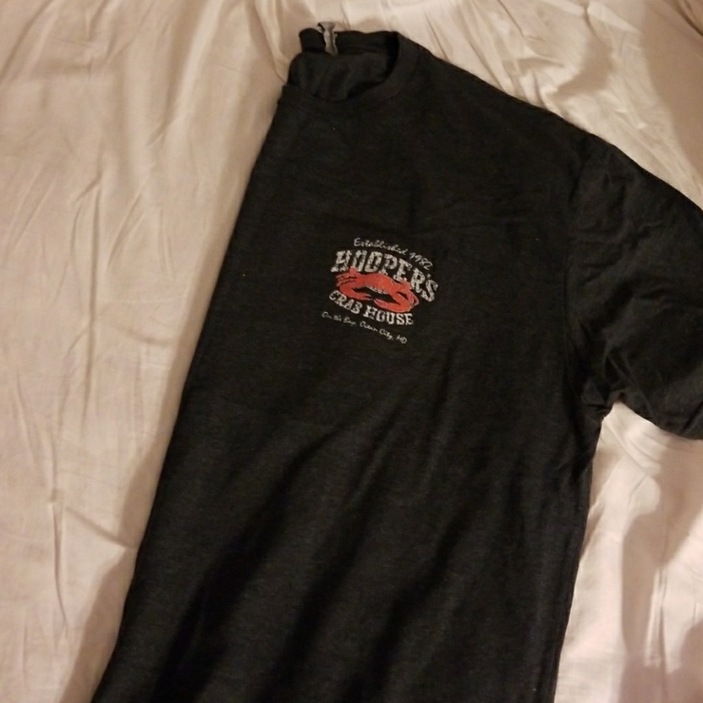 Hoopers Crab House t-shirt