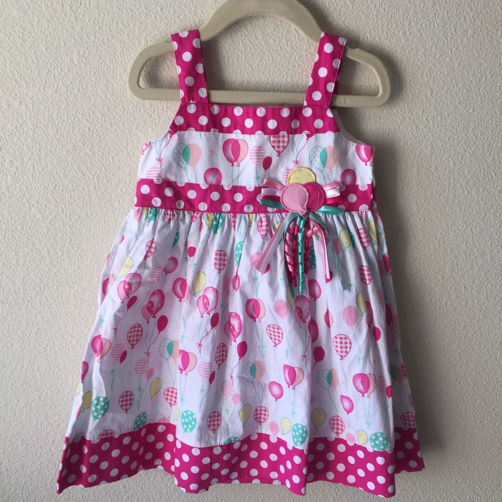 Polka dot birthday Girls dress size 5T 👗💘