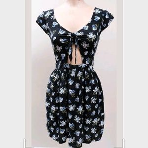 Hollister Floral Keyhole Tie Front Dress XS