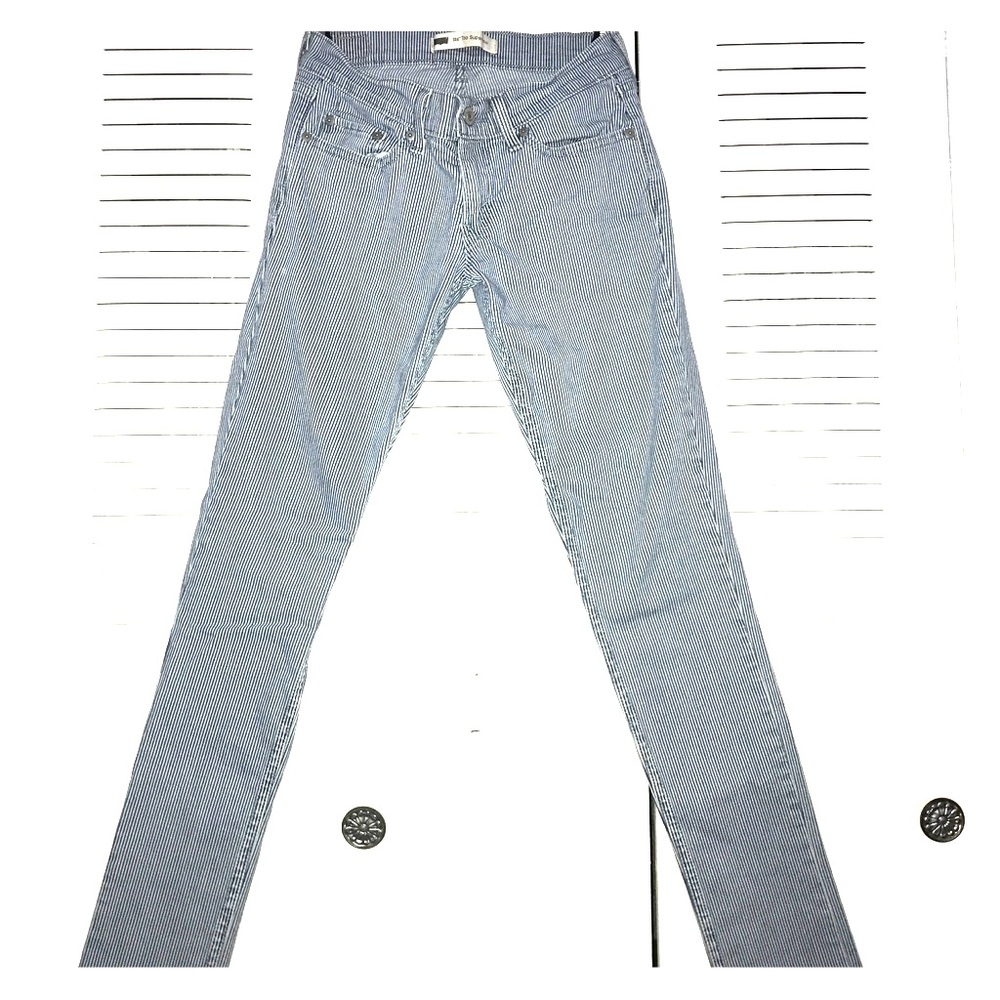 🌟LEVIS STRIPPED SKINNY JEANS🌟