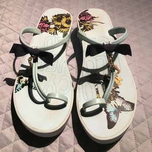 Juice Couture sandals