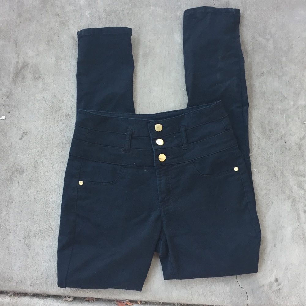 Charlotte Russe - Refuge Hi-Waist Black Jeans