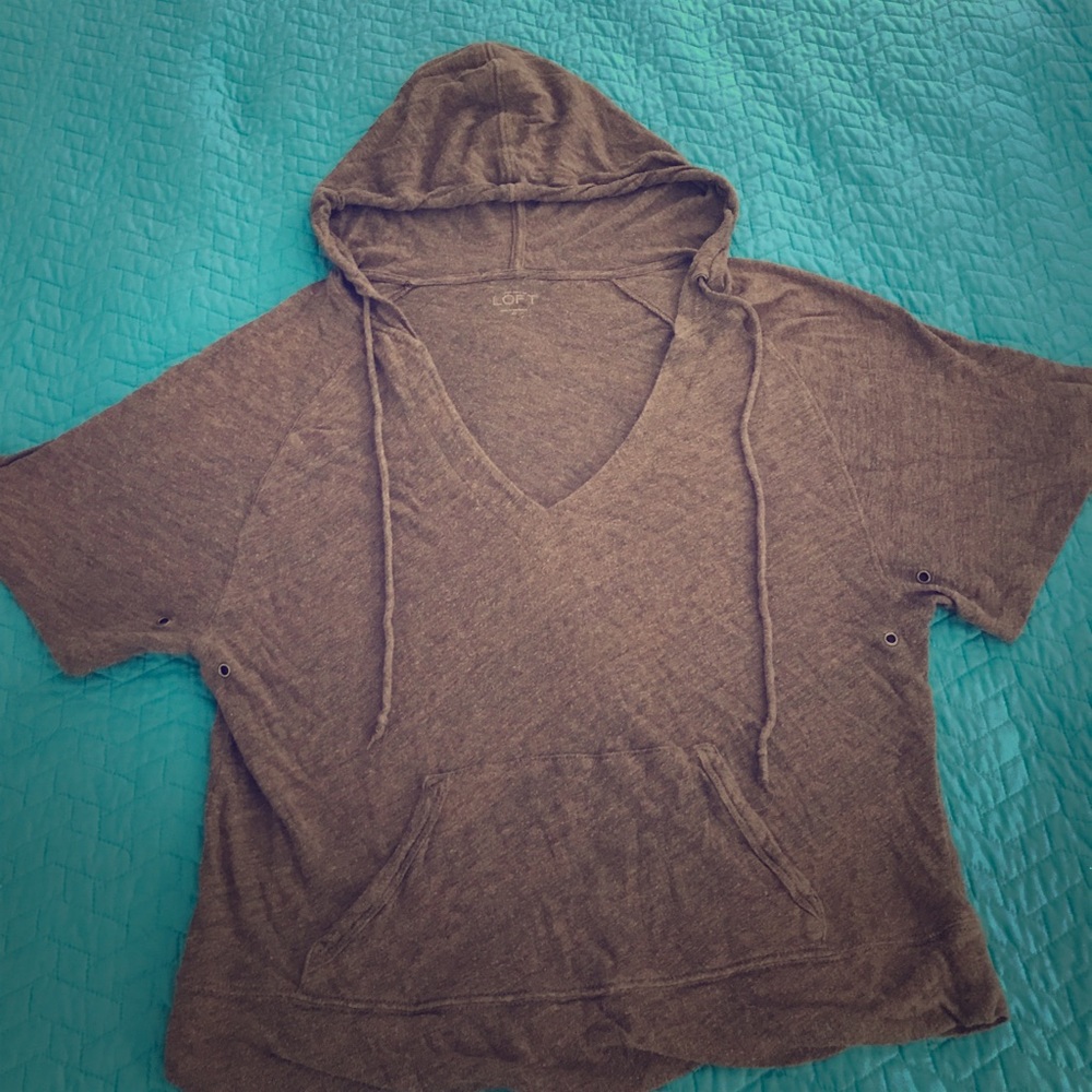 Super cute lightweight shirt