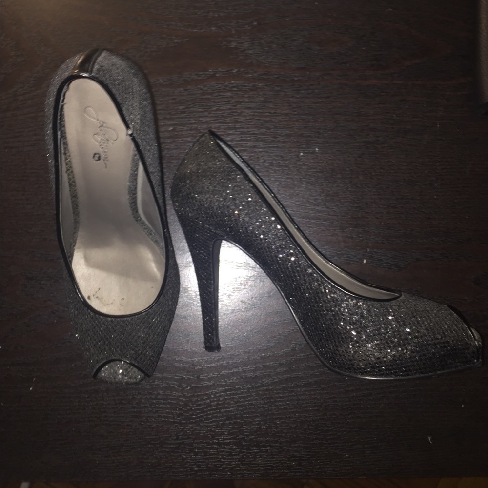 Nordstrom brand peep-toe high heel
