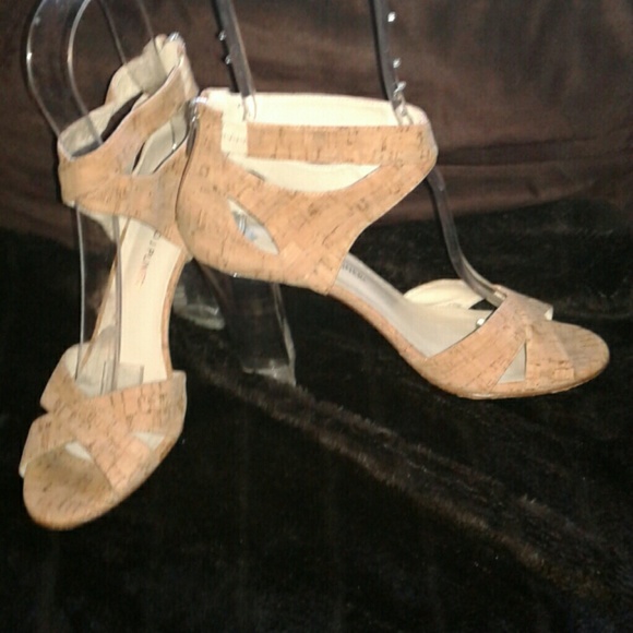 Donald Pliner Women's Aylla Cork Heel Sandals | Criss Cross Straps, Sculpted Cone Heel, Memory Foam