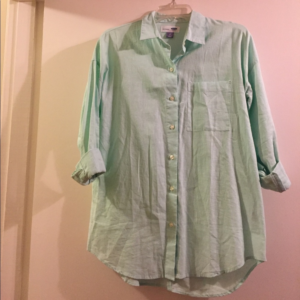 Collard button down