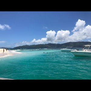 Meet your Posher, Ari