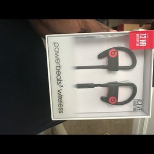 BRAND NEW BEATS WIRELESS 3 LATEST BEATS