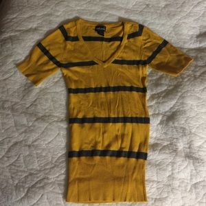 Wet seal sweater shirt