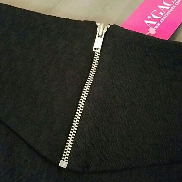 **SOLD**|NWT pencil skirt - Picture 2 of 4