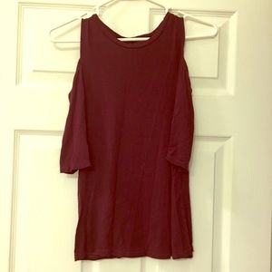 Quarter sleeve, cutout, maroon blouse