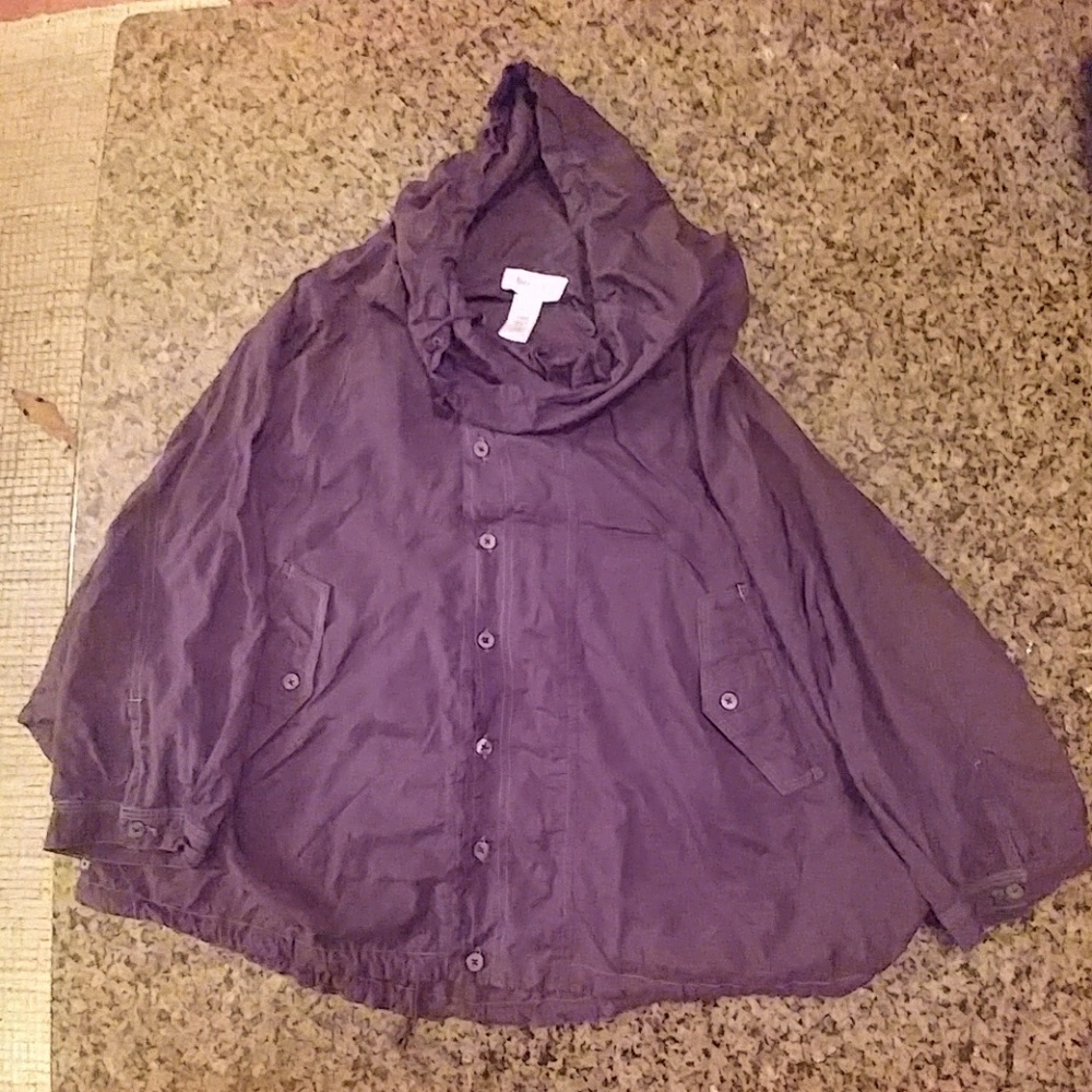 Hooded shirt