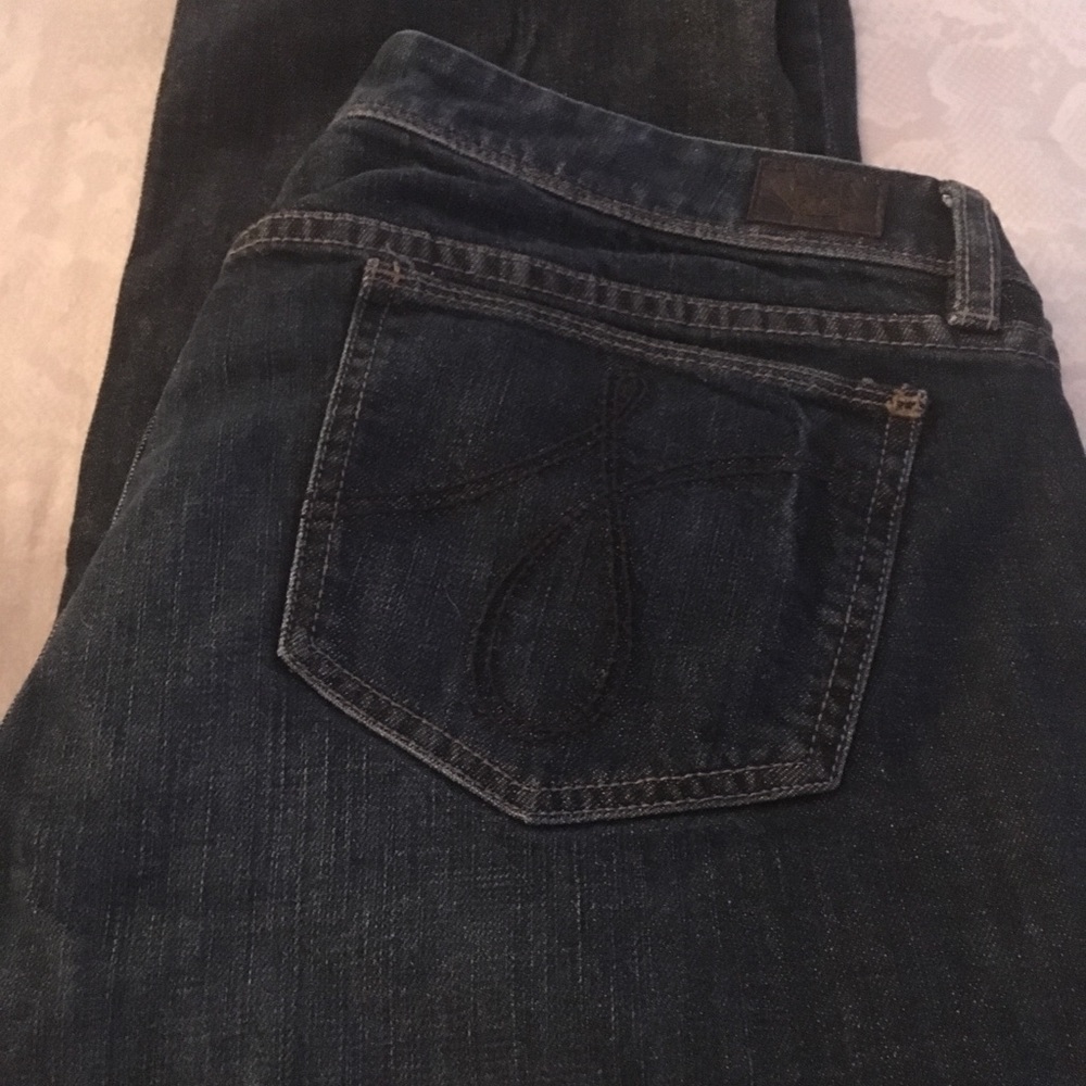 Juicy couture dark wash jeans