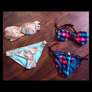 Medium bikinis