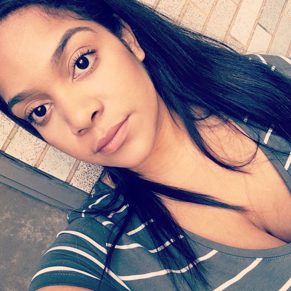 Meet your Posher, Daisha