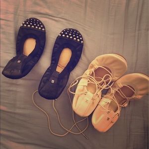 ✌🏼 NWOT Yosi Samra Fold-Up Flats