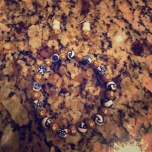 Blue and white beaded bracelet and earring set