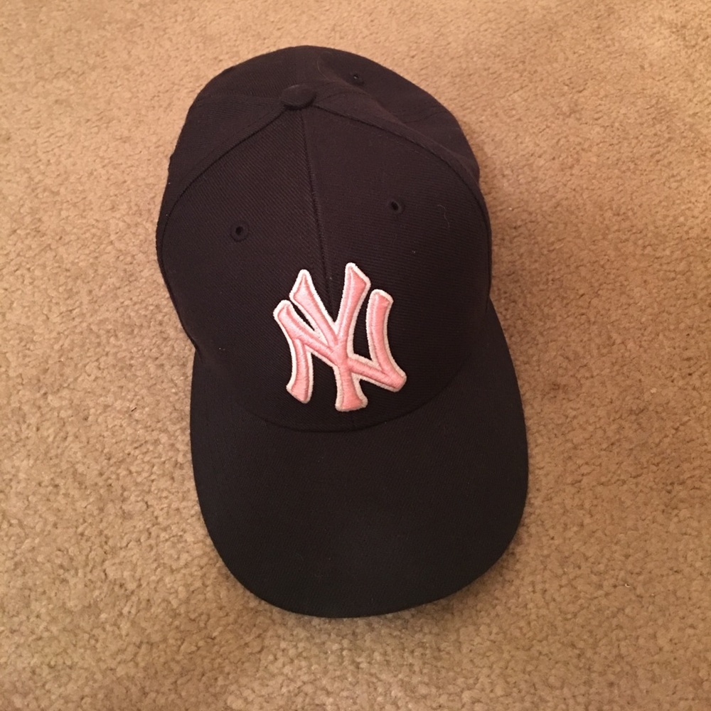 New York Yankees hat