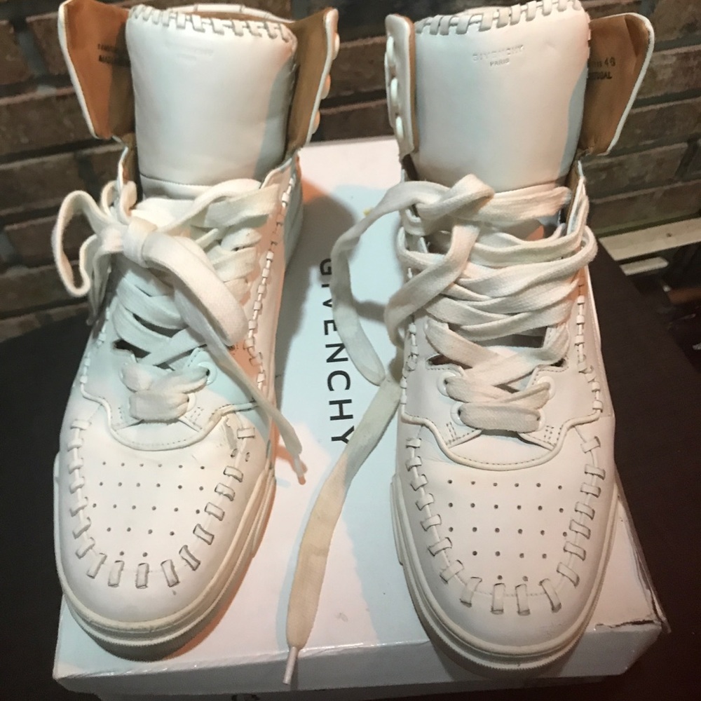 Authentic givenchy high top sneakers