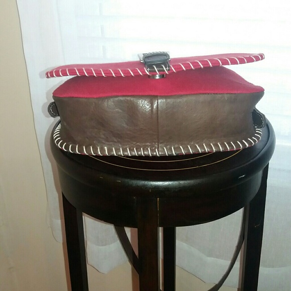 Handbag - Picture 5 of 5