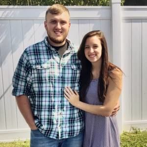 Meet your Posher, Katelyn