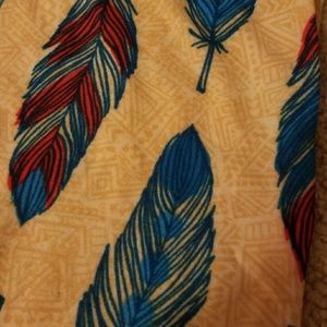 OS Lularoe Feather Leggings
